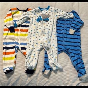 Baby boy bundle of footed sleepers pjs size 3-6 child of mine onesies brand